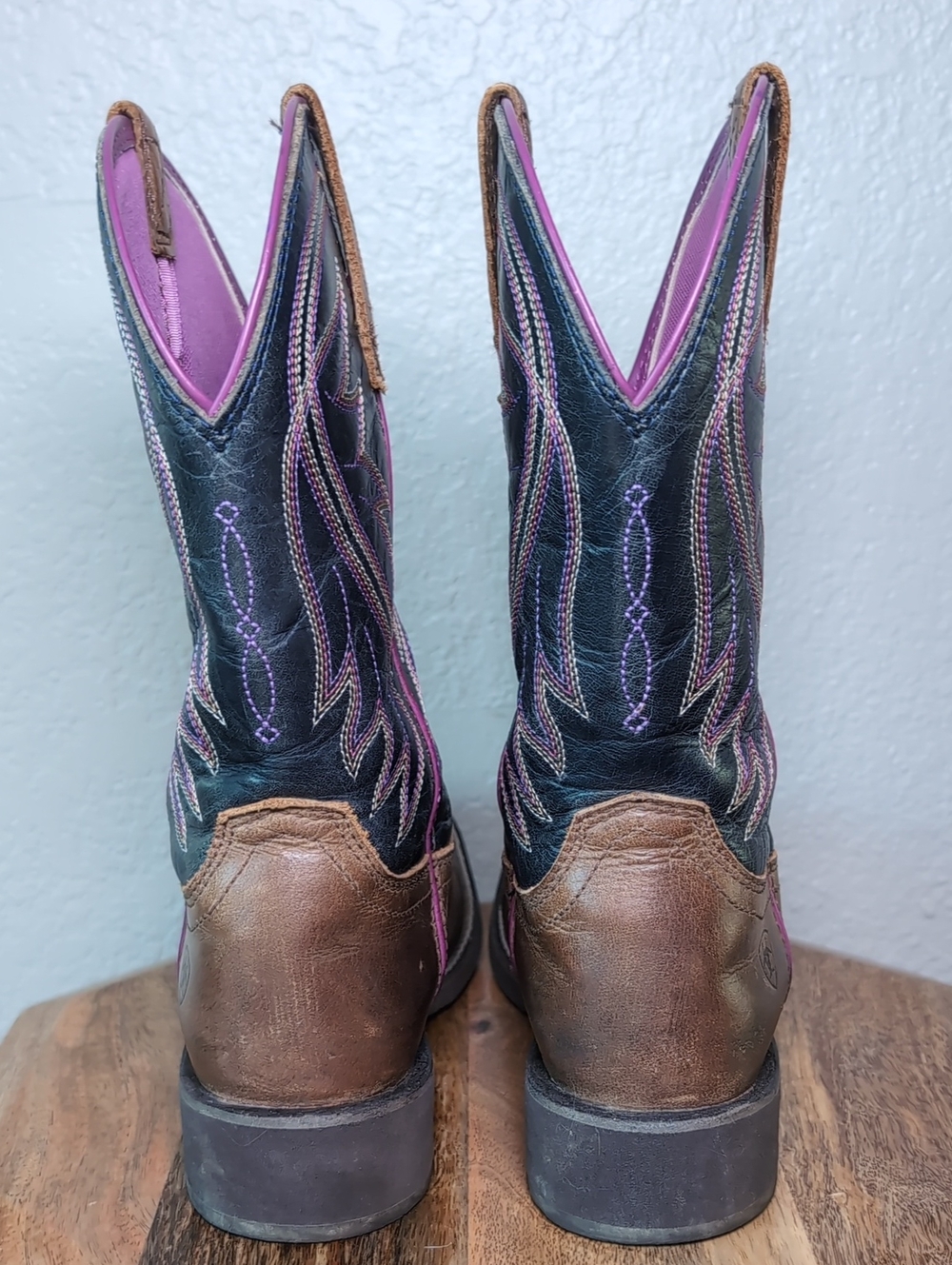 Ariat Brown Leather Western Cowgirl Boots Navy with Pink Accent - Picture 6 of 14